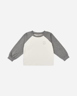 Raglan Tee || Heathered Grey