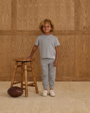 Cove Essential Tee || Heathered Dusty Blue