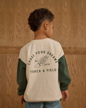 Relaxed Long Sleeve Henley || Chase Your Dreams