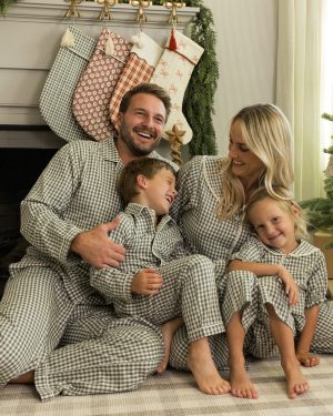Long Sleeve Pajamas || Evergreen Gingham