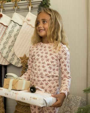 Organic Long Sleeve Pajama Set || Holly Berry