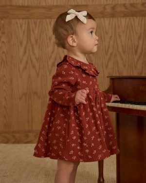 Ruffle Collar Dress || Ruby Ditsy