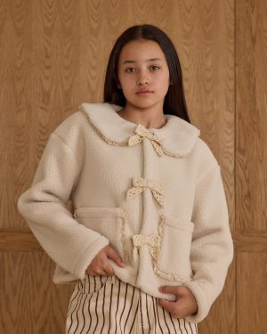 Shearling Collared Coat || Natural