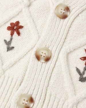 Boxy Crop Cardigan || Winter Daisy Embroidery