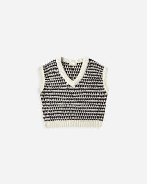 Sweater Vest || Black Speckle