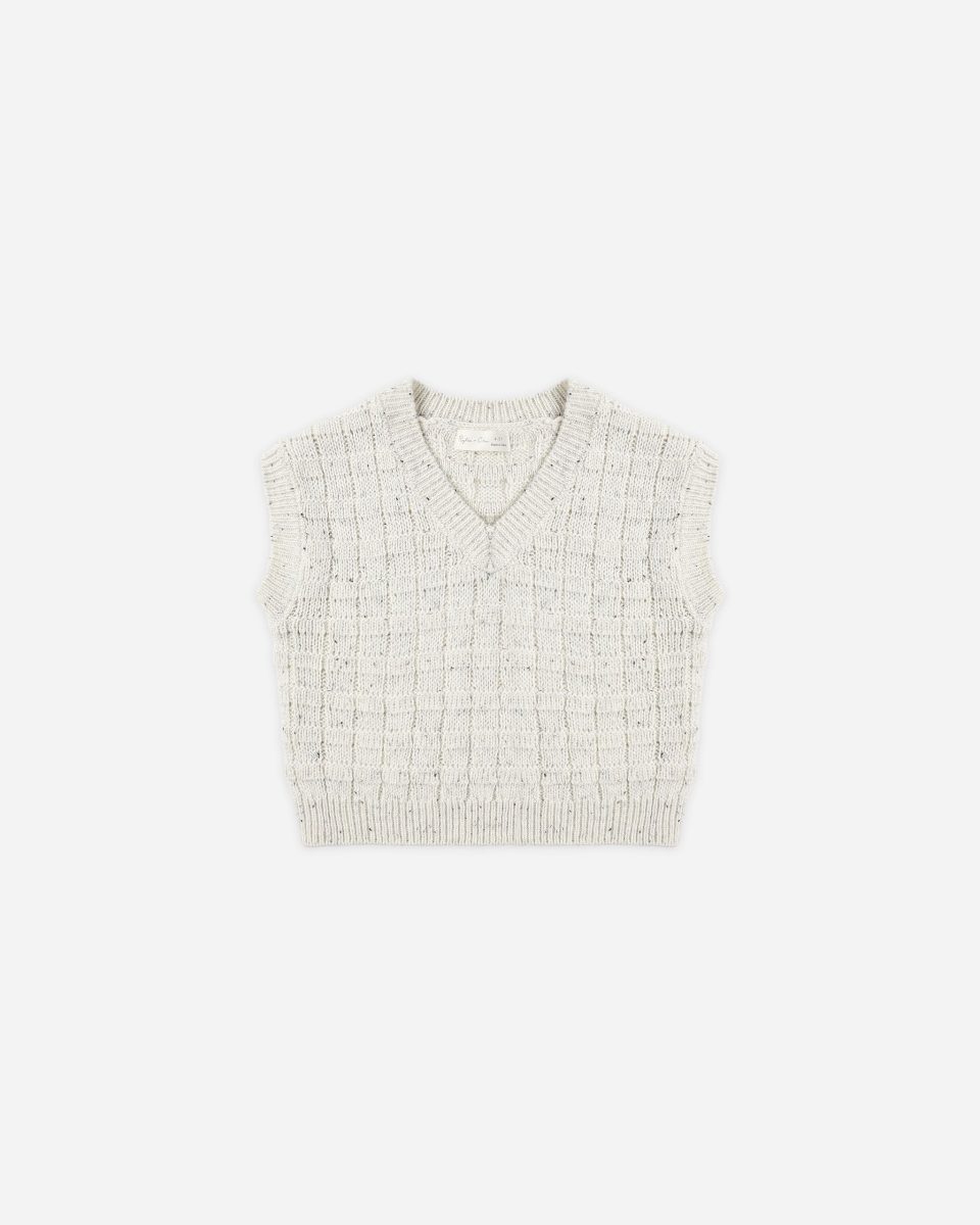 Sweater Vest || Oatmeal Speckle