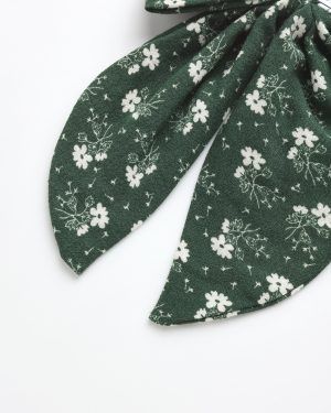 Oversized Bow || Green Ditsy