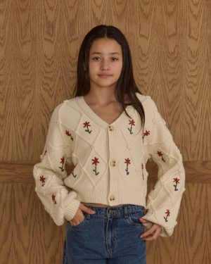 Boxy Crop Cardigan || Winter Daisy Embroidery