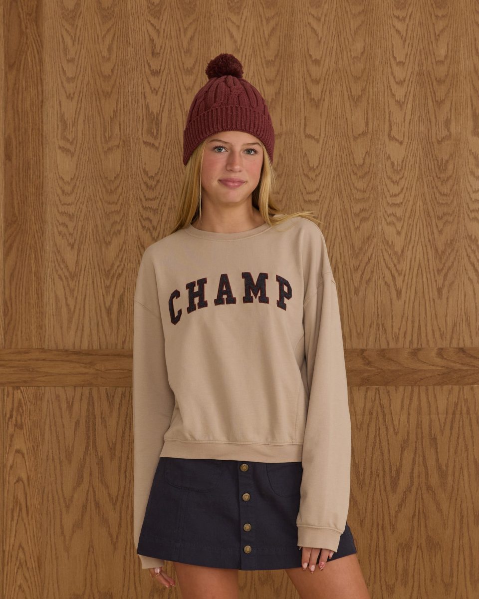 Oversized Sweatshirt || Champ