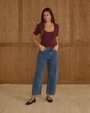 Scallop Tee | Burgundy