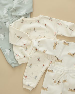 Relaxed Sweatshirt || Skiers